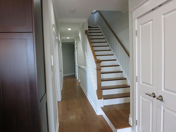2nd image of 2746 W Belmont Ave #3