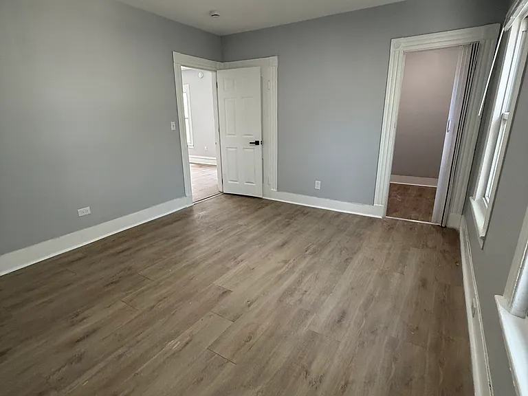 295 Lloyd St #2 — Photo 2