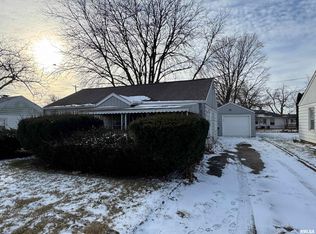 3011 N Mission Rd, Peoria, IL 61604