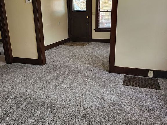 5th image of 1520 Ivy Ave