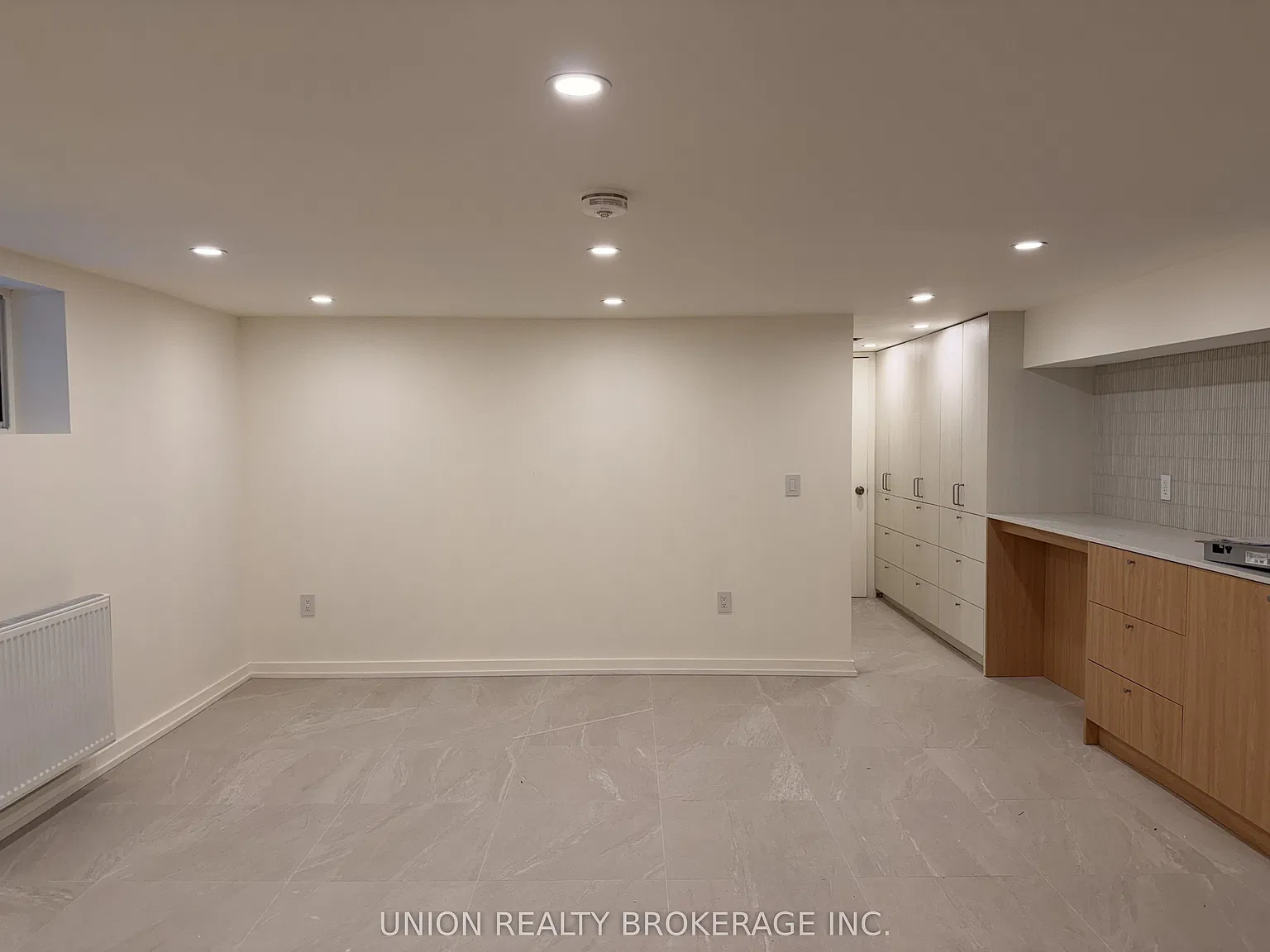 1 bed, $2,000 — Photo 2