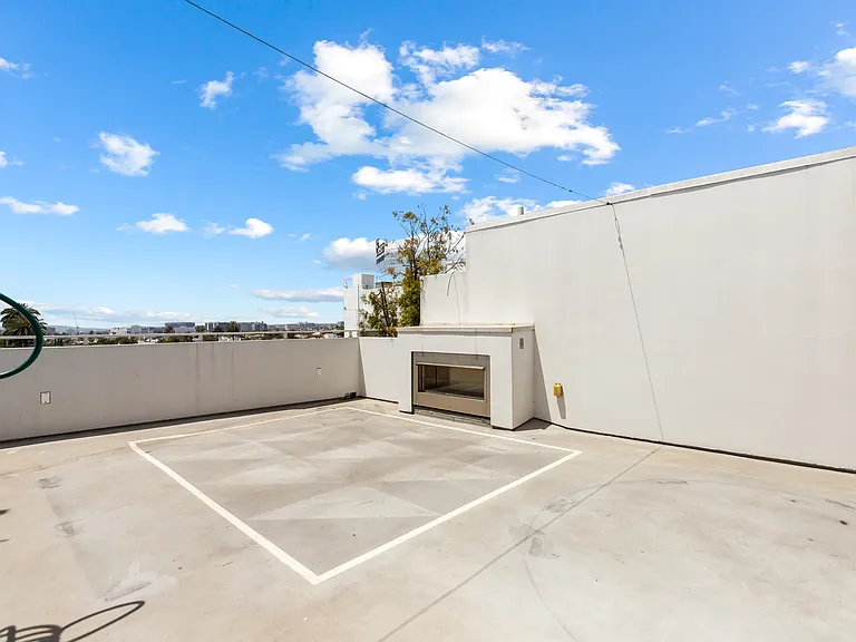 1125 Kings Rd #Penthouse 7 — Photo 21