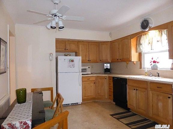 5th image of 29 Wilson Dr