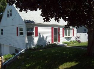 87 Wesley St, Lawrence, MA 01841