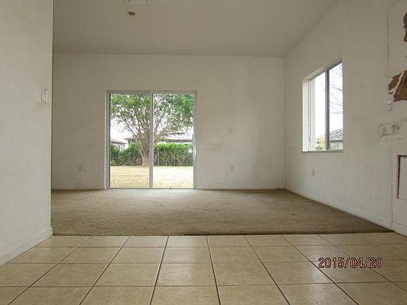 3rd image of 872 SW 6th St