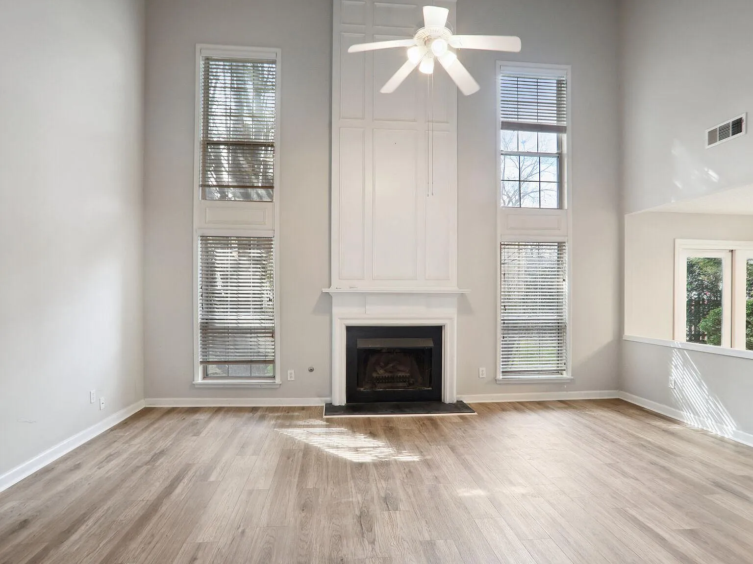 11600 Carriage Park Ln — Photo 4