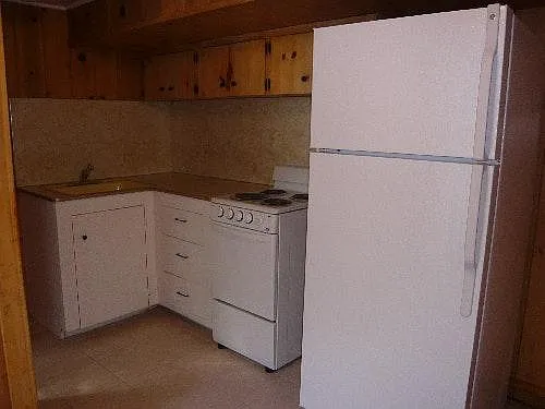 411 E 6th Ave — Photo 2