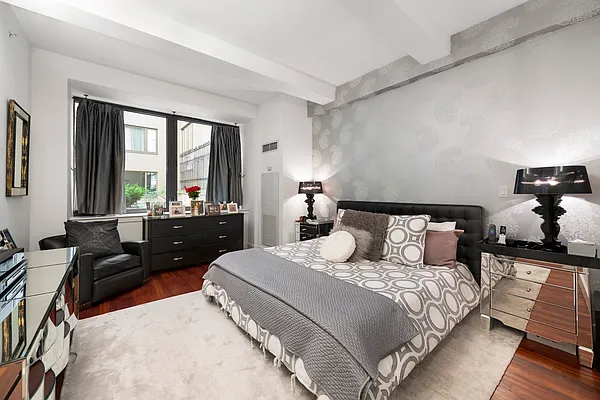 Sold by Douglas Elliman | media 4