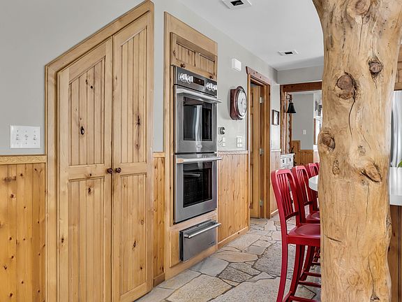 4th image of 3106 E Silver Fork Rd