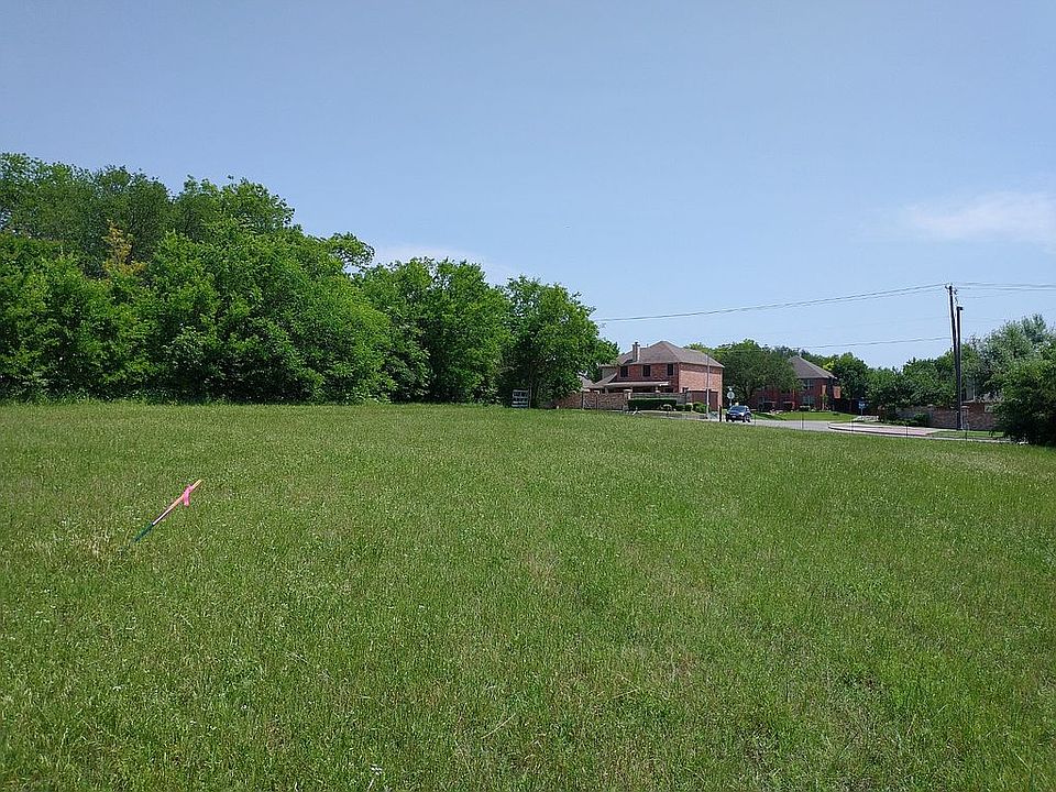 2nd image of 1899 Miller Rd