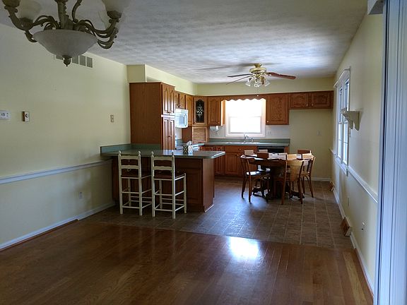 Kitchen/dining