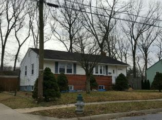 9305 Calanda St, Lanham, MD 20706