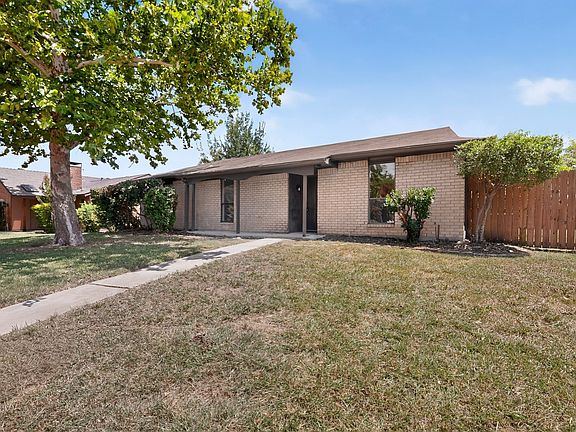 3rd image of 2938 Churchill Way