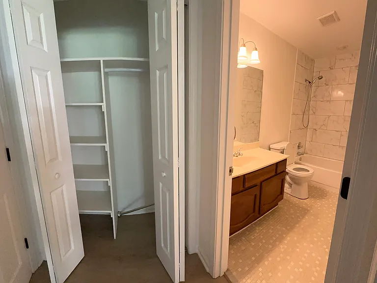 4595 Village Oaks Cir — Photo 15