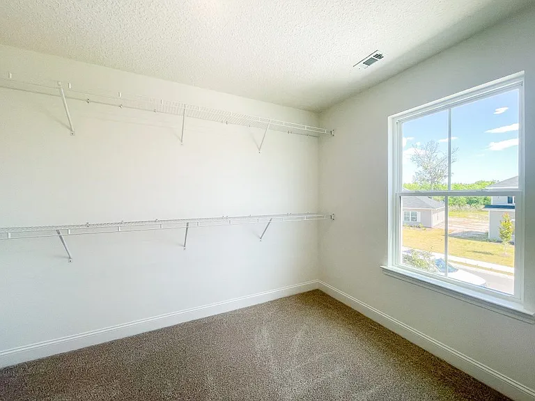 549 Meloney Dr — Photo 24