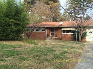 3146 Moss Oak Dr, Atlanta, GA 30340
