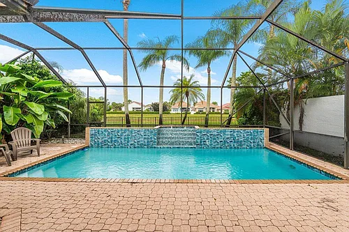 17099 Ryton Ln Photo 1