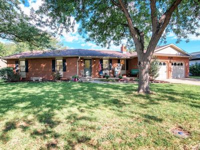 2528 Edward St, Salina, KS, 67401