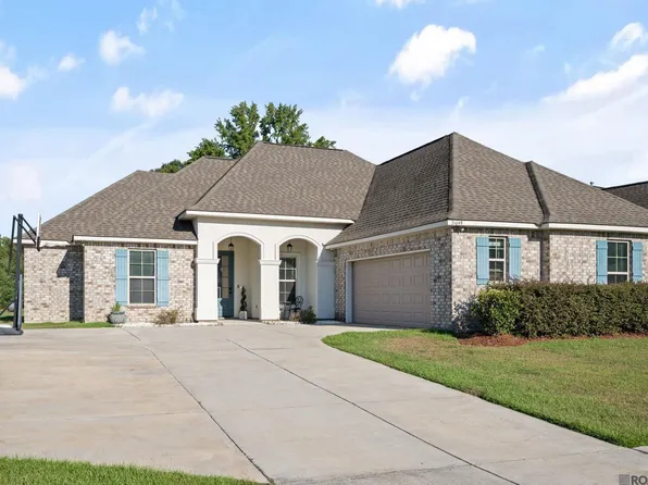 21049 High Plains Dr, Zachary, LA 70791