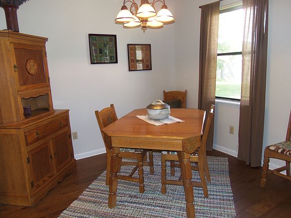 5th image of 10341 Forest Haven Dr E