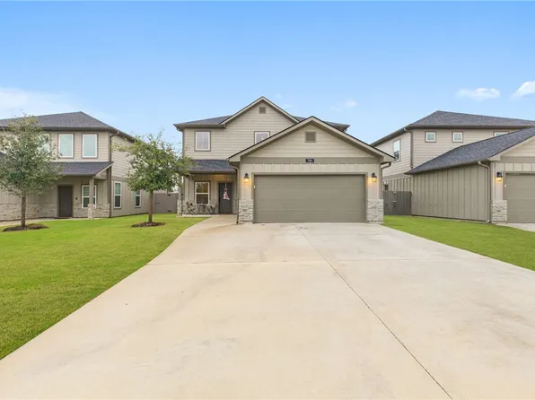 561 Momma Bear Dr, College Station, TX 77845