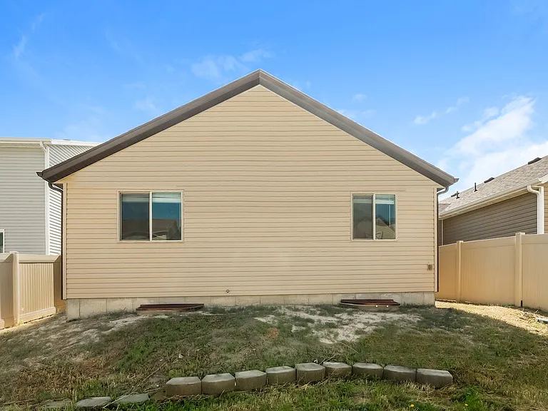 3717 N Bountiful Ln — Photo 20