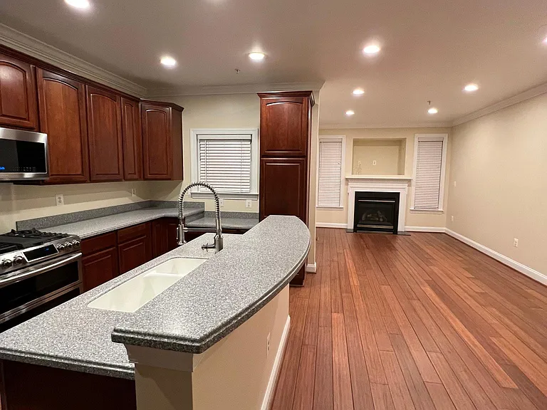 8305 Merlot Ln #131 — Photo 18