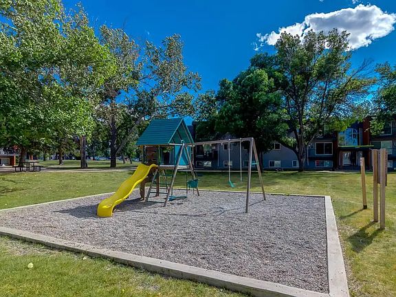 4th image of 1411 Ashgrove Rd S #504699