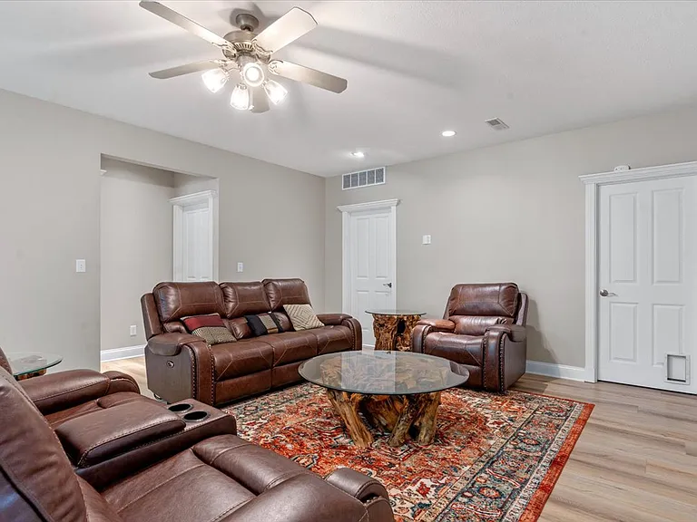 2320 Chatham Rd #1 — Photo 27