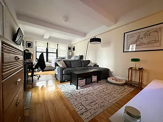 Rented by Green Home NY Realty LLC