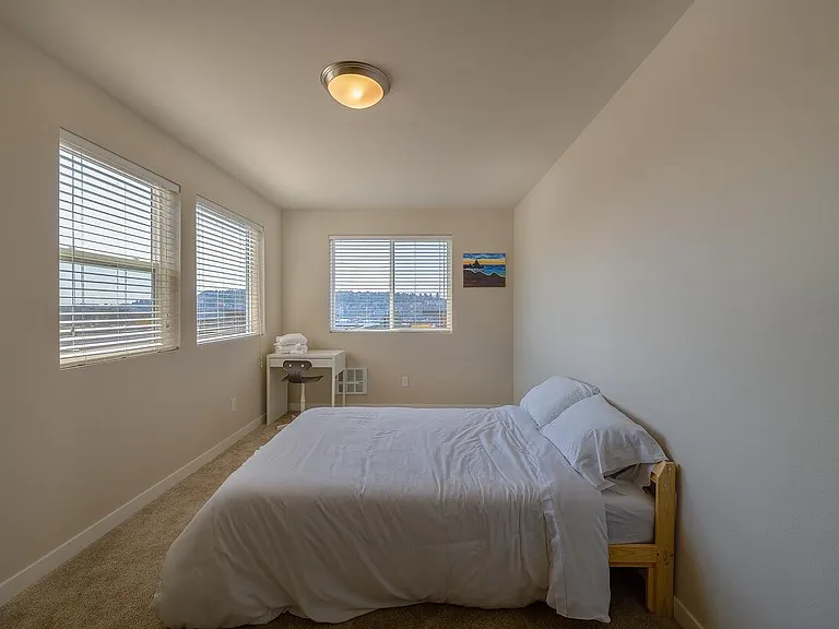 2403 Boylston Ave E #2 — Photo 8