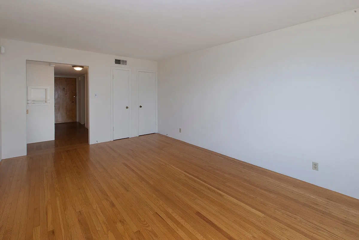 Building Photo - 85 Heather Ave #353R