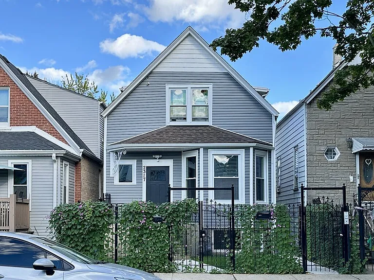 2317 N Keeler Ave #6H — Photo 1