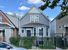 2317 N Keeler Ave