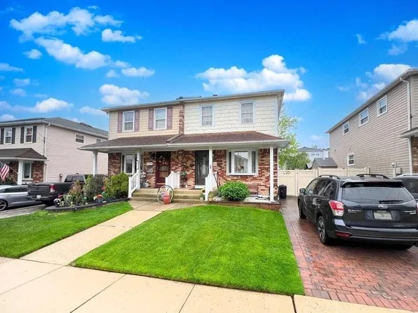 24 E Augusta Ave, Staten Island, NY 10308