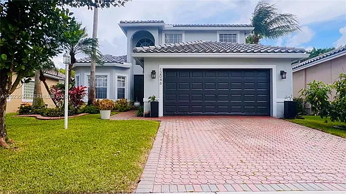 12046 NW 47th St Photo 1
