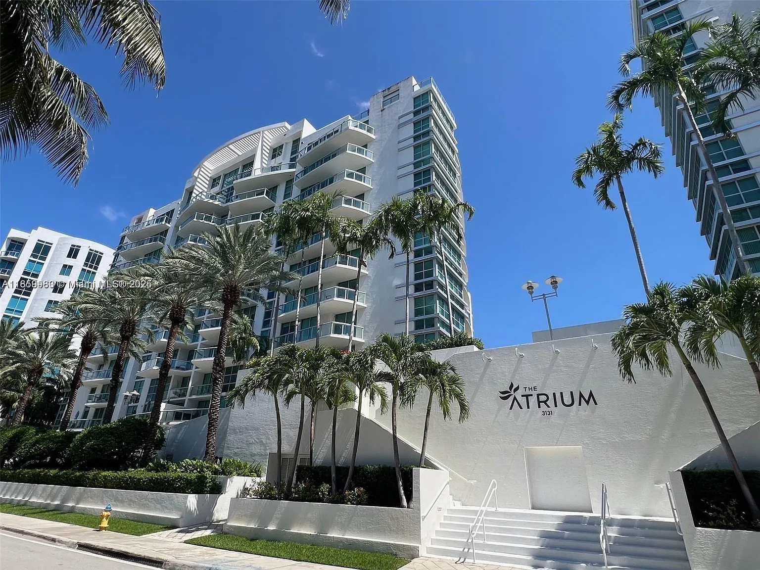 The Atrium At Aventura Co — Photo 3