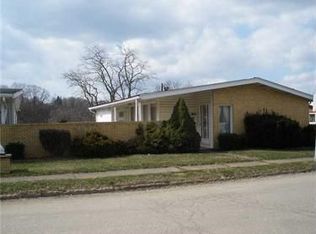 822 Holland St, Vandergrift, PA