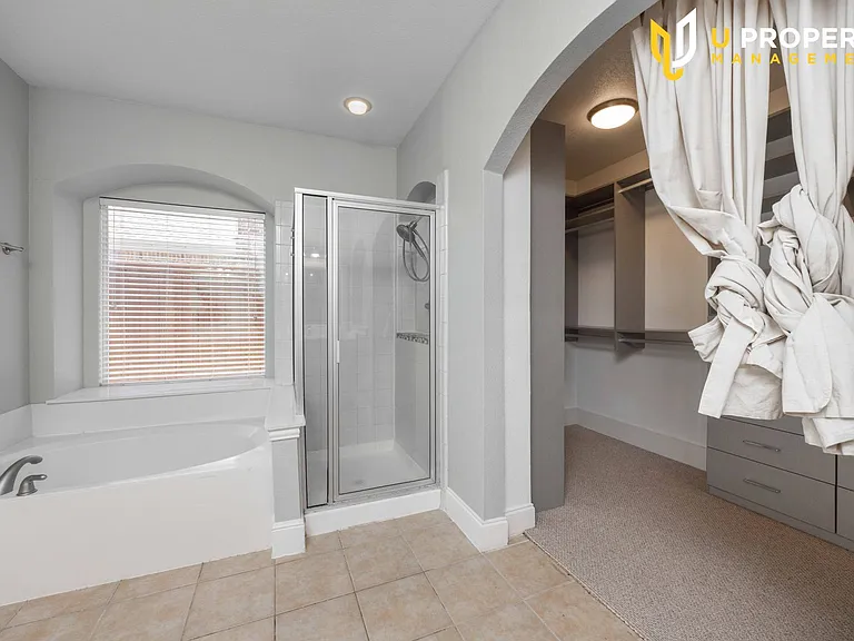 1687 Sandstone Dr — Photo 29