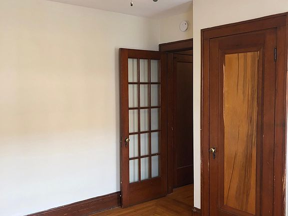 5th image of 6128 Hamilton Ave APT 9