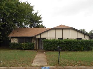 7309 Meadowbrook Rd, North Richland Hills, TX 76182
