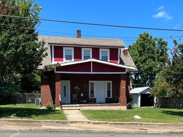 402 W Grayson St, Galax, VA 24333