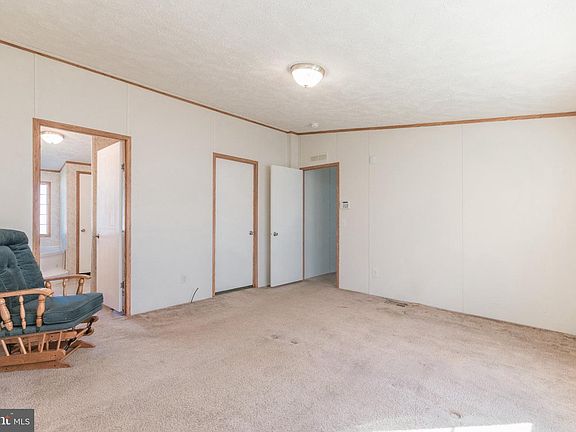 5th image of 141 Janesa Dr