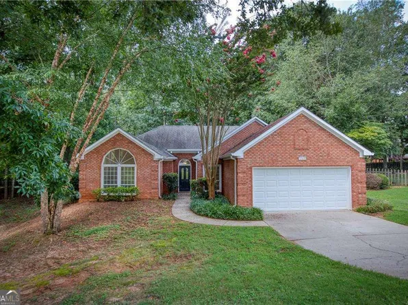 11070 Pinewalk Forest Cir, Alpharetta, GA 30022