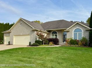 405 Shoreline Dr, Dewitt, MI 48820