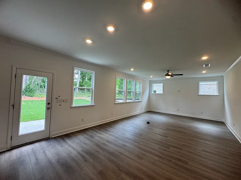 2175 Dreycott Ln — Photo 20