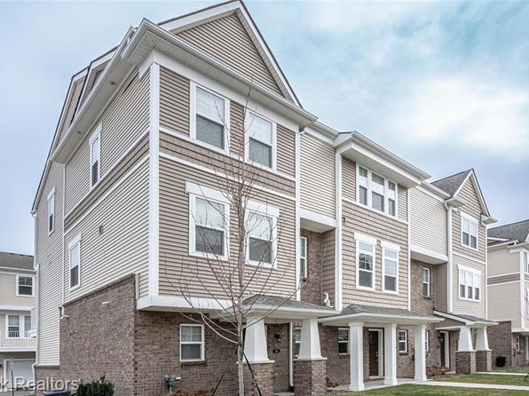 condominiums for sale in royal oak mi