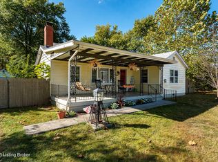 8302 Tolls Ln, Louisville, KY 40214