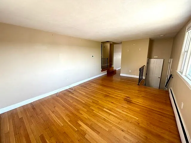 116 Upton Rd — Photo 9