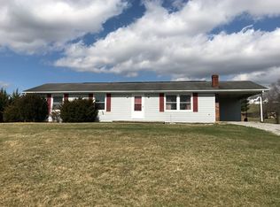 1034 Four Seasons Rd, Rural Retreat, VA 24368